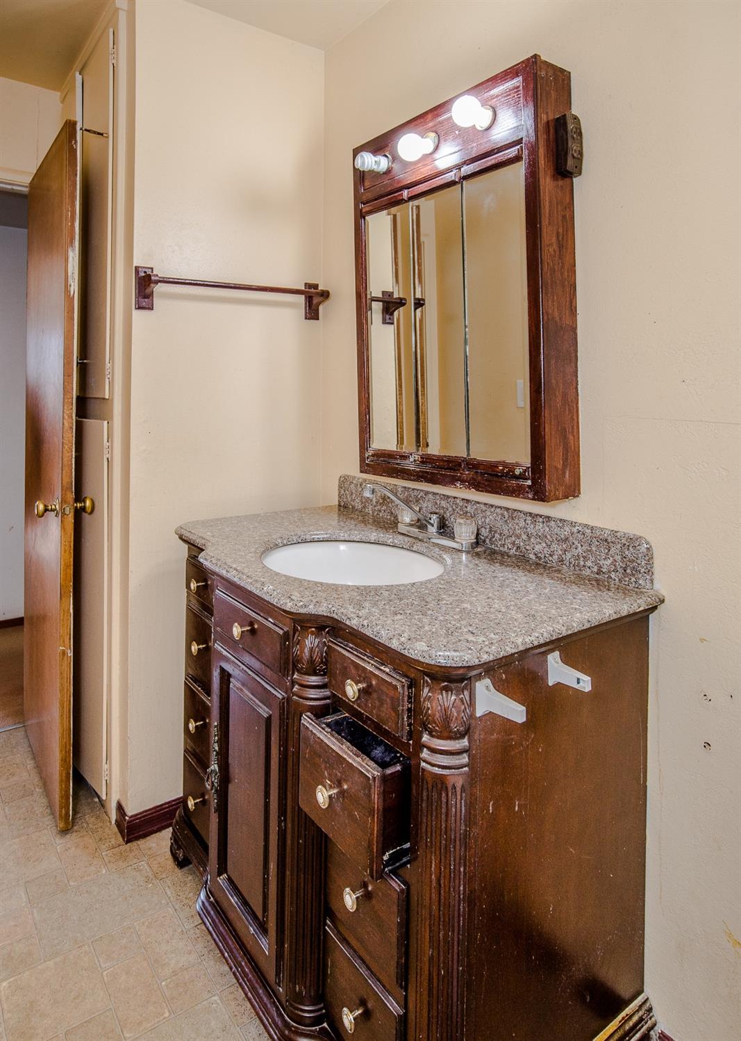 Detail Gallery Image 21 of 62 For 16475 Cleveland St, Guinda,  CA 95637 - 3 Beds | 1 Baths