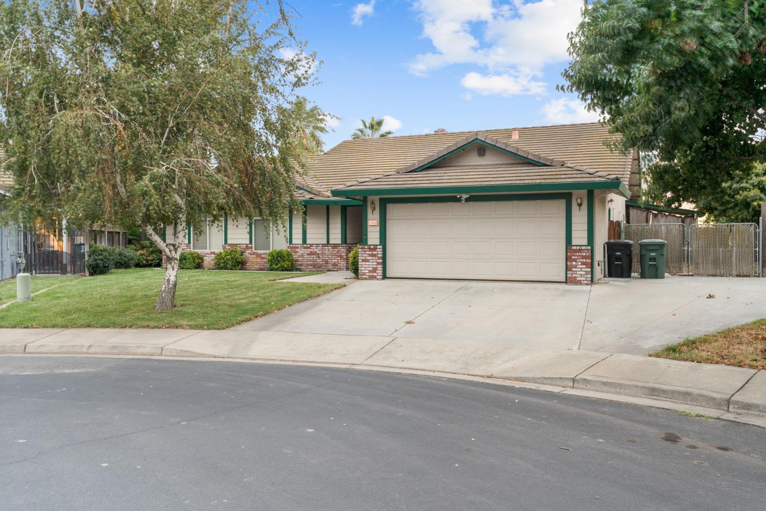 Terrace View Court, Waterford, California image 3