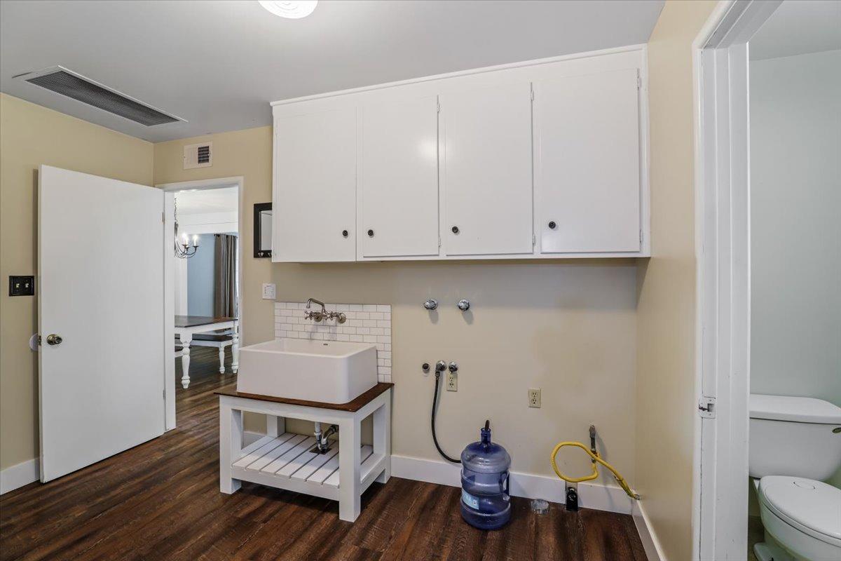 E Van Court, Ripon, California image 30