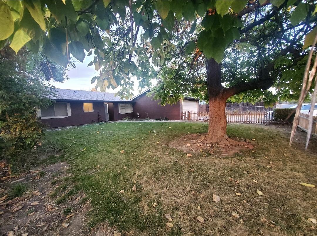Photo of 1795 14th St in Olivehurst, CA