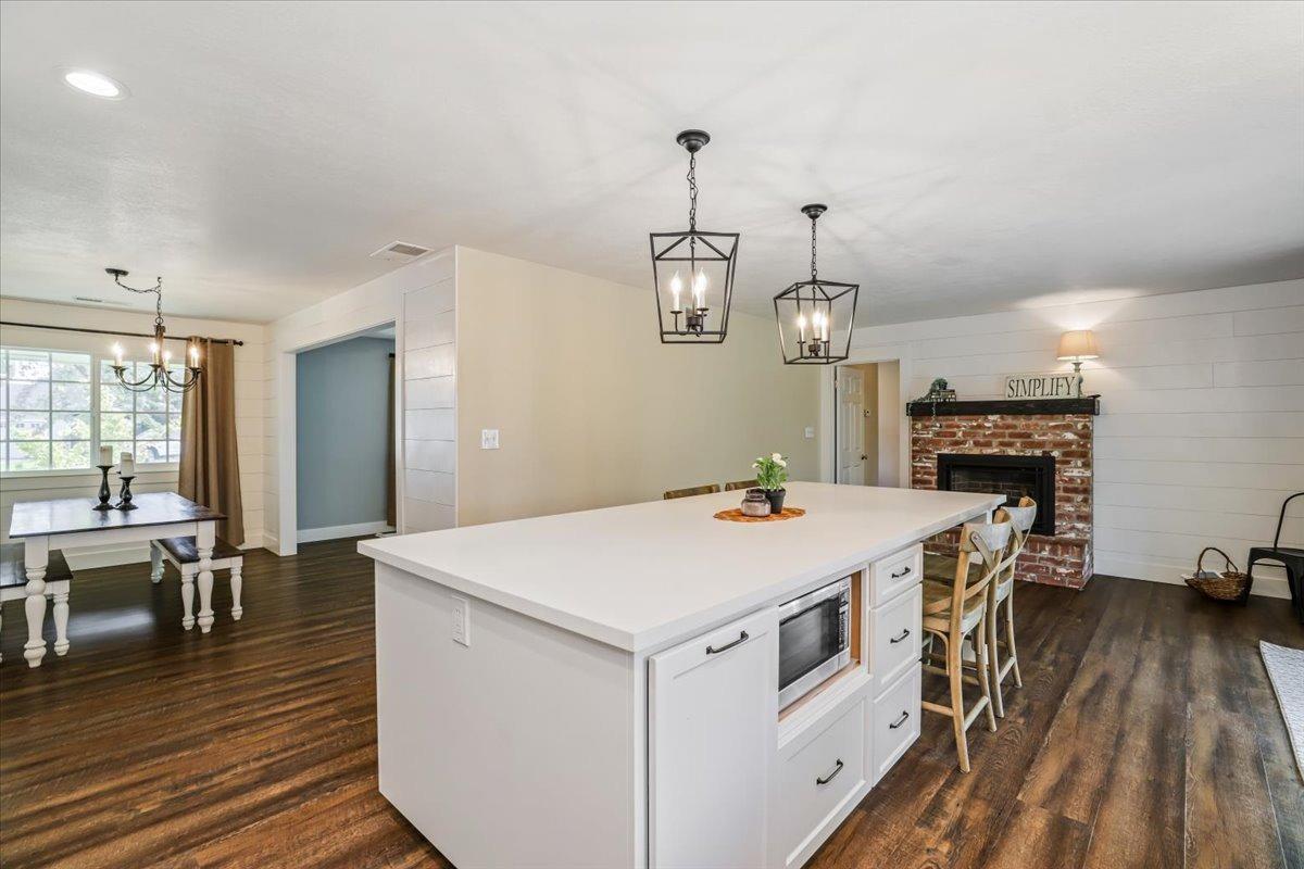E Van Court, Ripon, California image 14