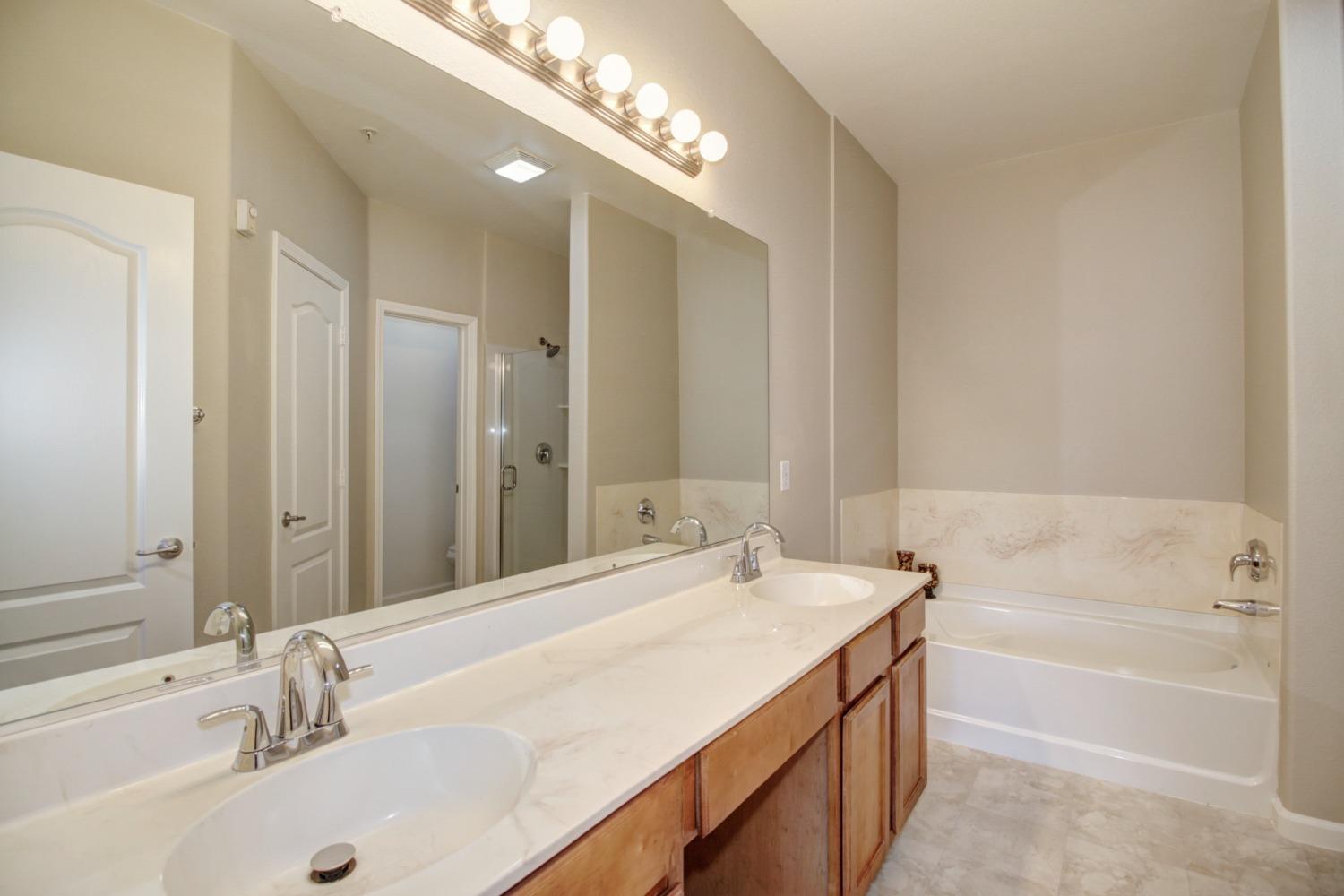 Photo #24: 223103677 Listing: Photo #24