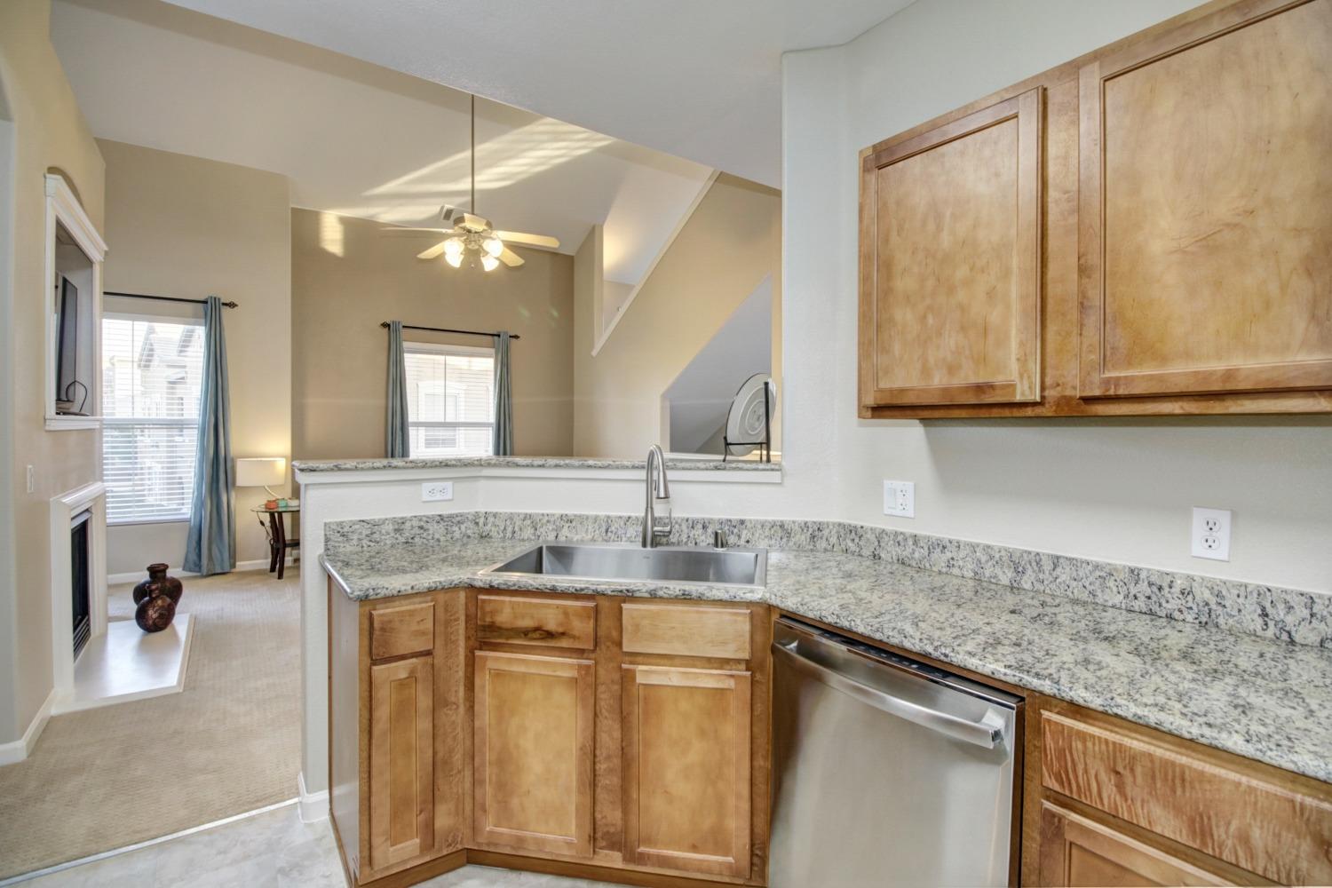 Photo #14: 223103677 Listing: Photo #14