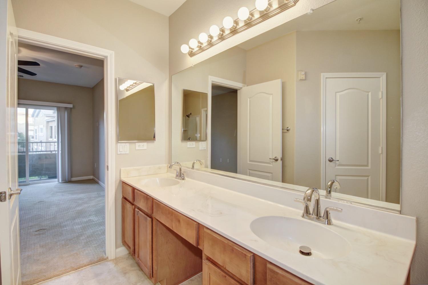 Photo #27: 223103677 Listing: Photo #27