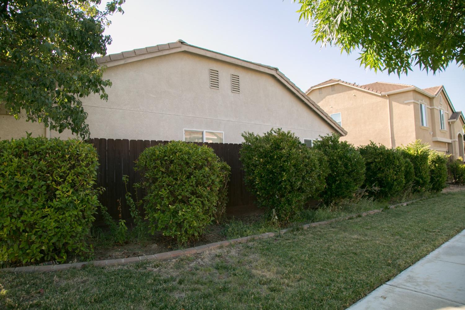 Willow Way, Los Banos, California image 34