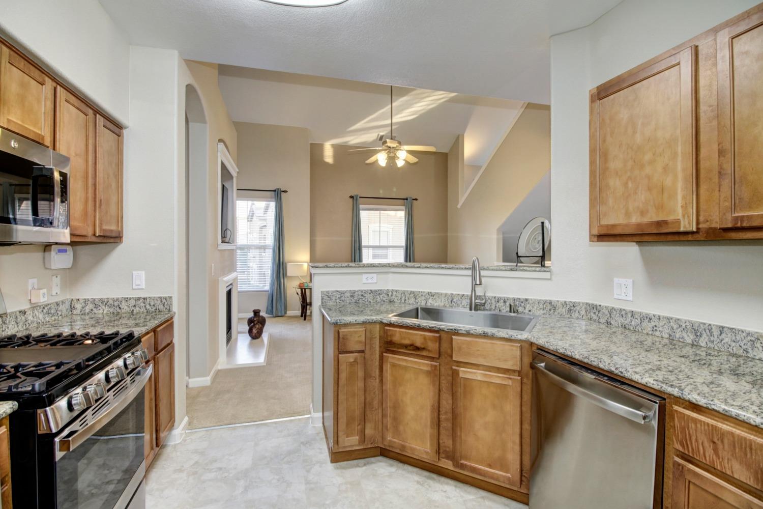 Photo #15: 223103677 Listing: Photo #15