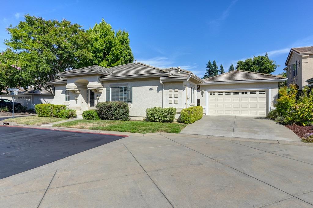 Mulbarton Court, Folsom, California image 12