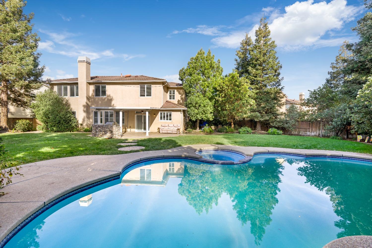 Photo of 4322 N Riverbank Ct in Stockton, CA
