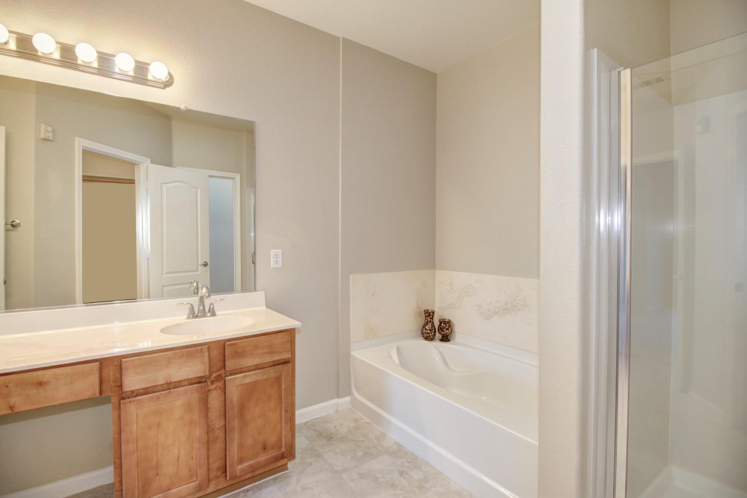 Photo #25: 223103677 Listing: Photo #25