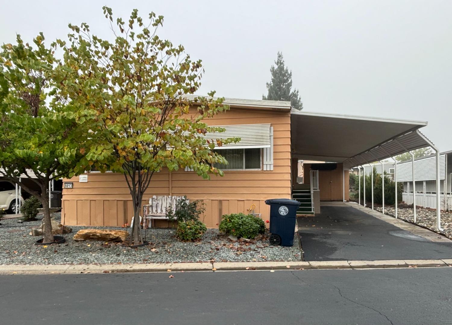 Photo of 8013 Aspen Ln in Citrus Heights, CA