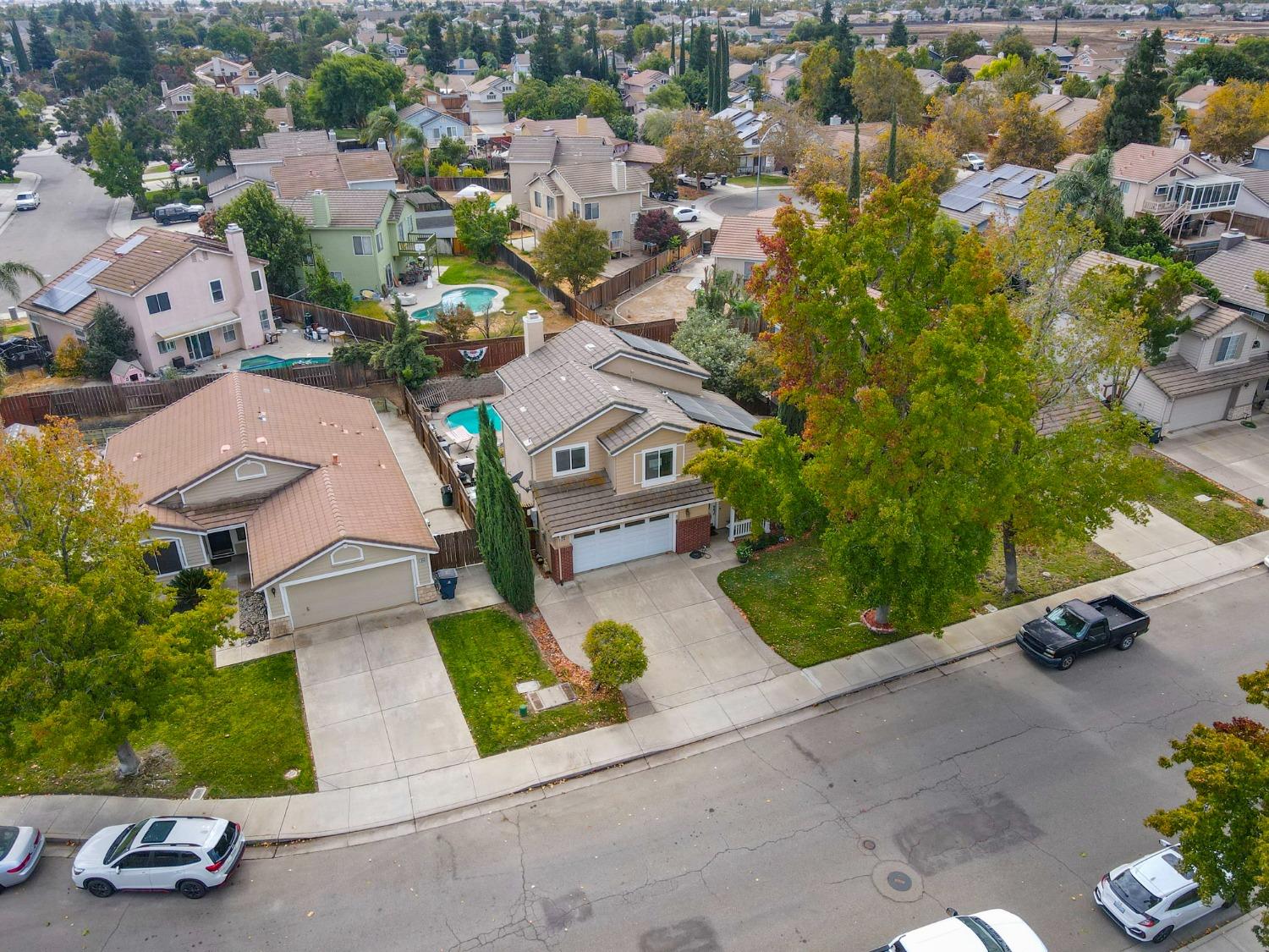 Photo of 1260 Bluegrass Ln in Tracy, CA