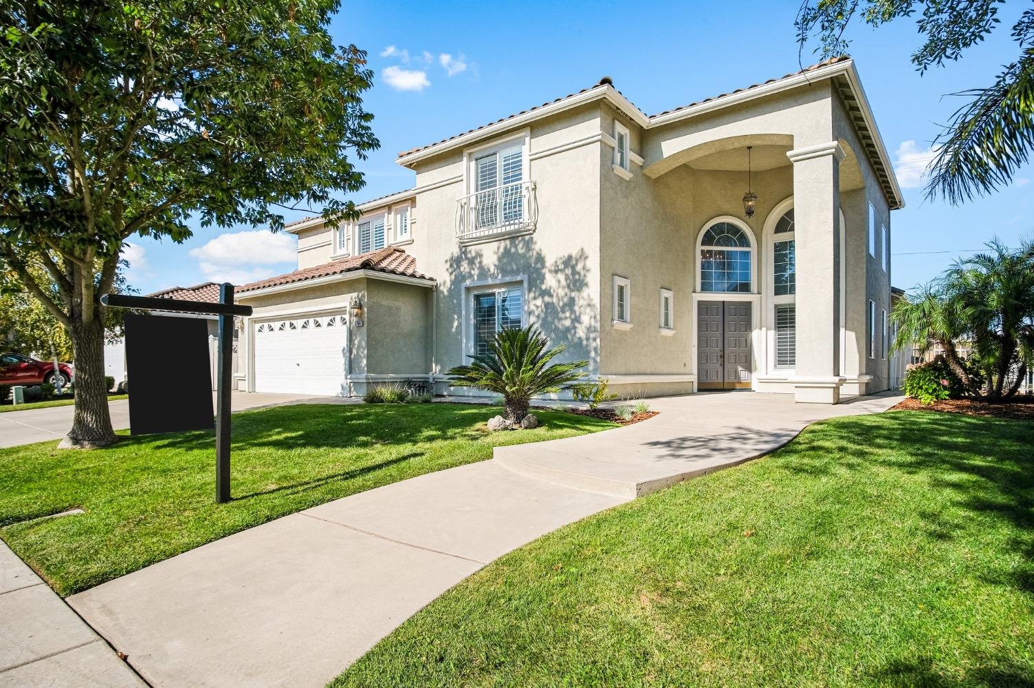 Photo of 2709 Mira Vista Dr in Modesto, CA