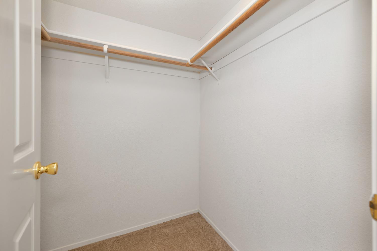 Photo #22: 223092101 Listing: Photo #22