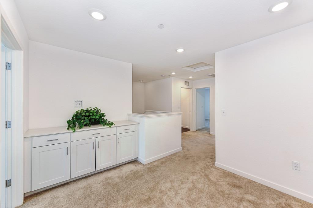 Photo #23: 223103078 Listing: Photo #23