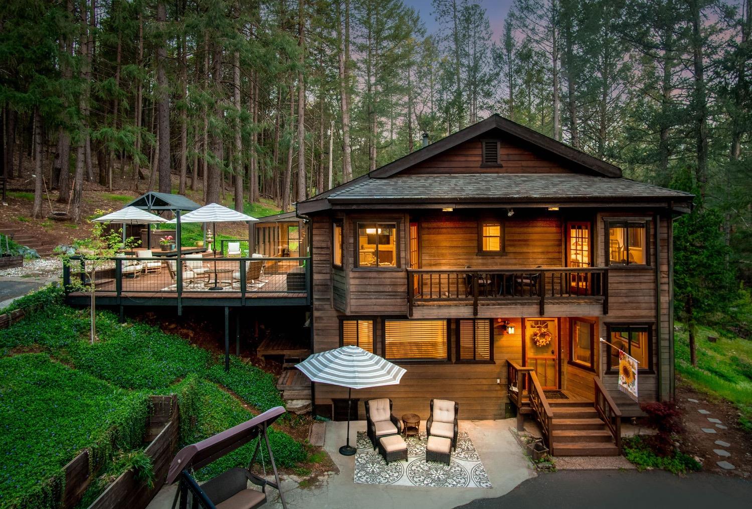 Photo of 14031 Fifield Rd in Grass Valley, CA