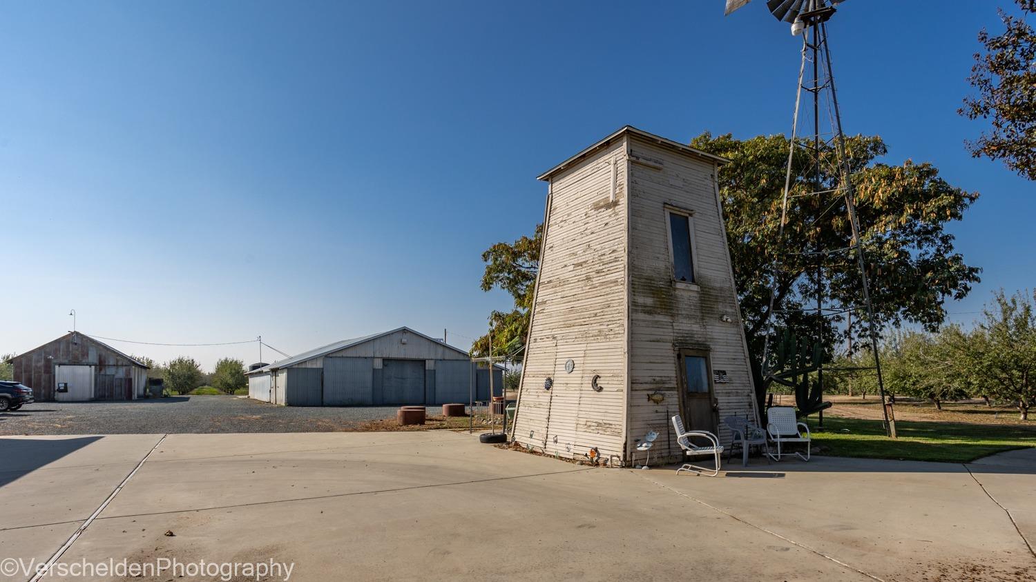 Dallas Road, Hickman, California image 8