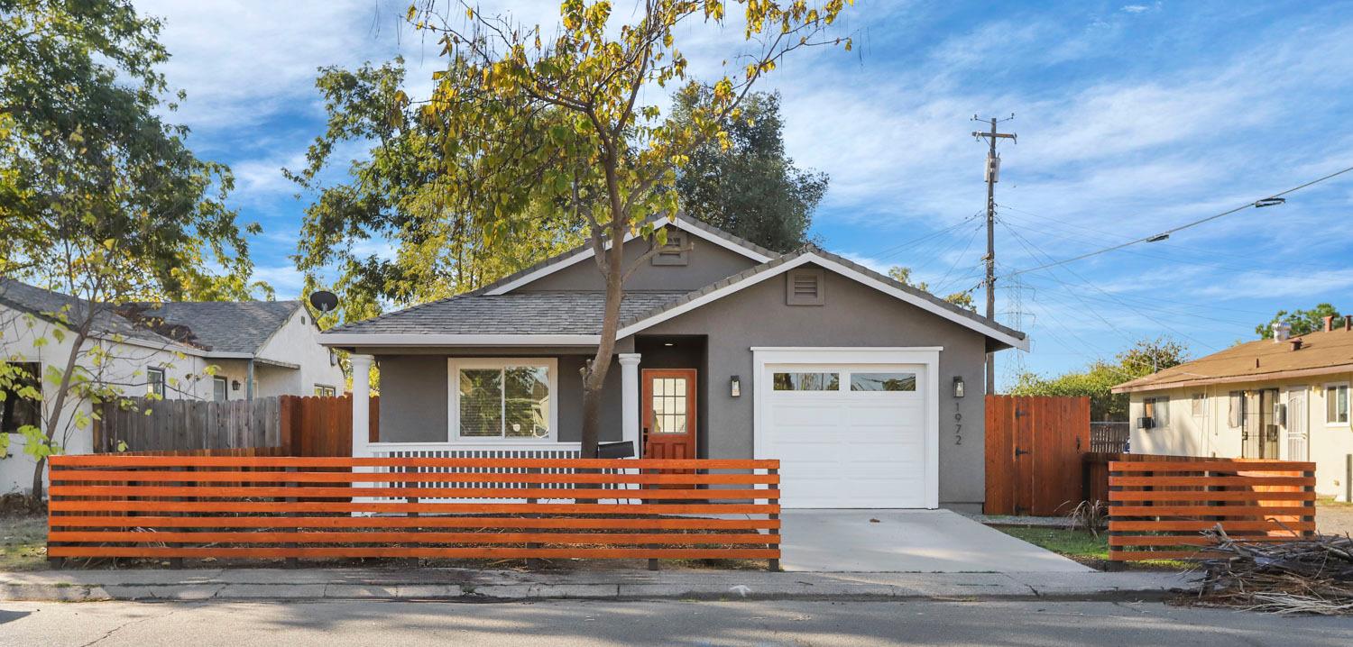 Photo of 1972 Grand Ave in Sacramento, CA