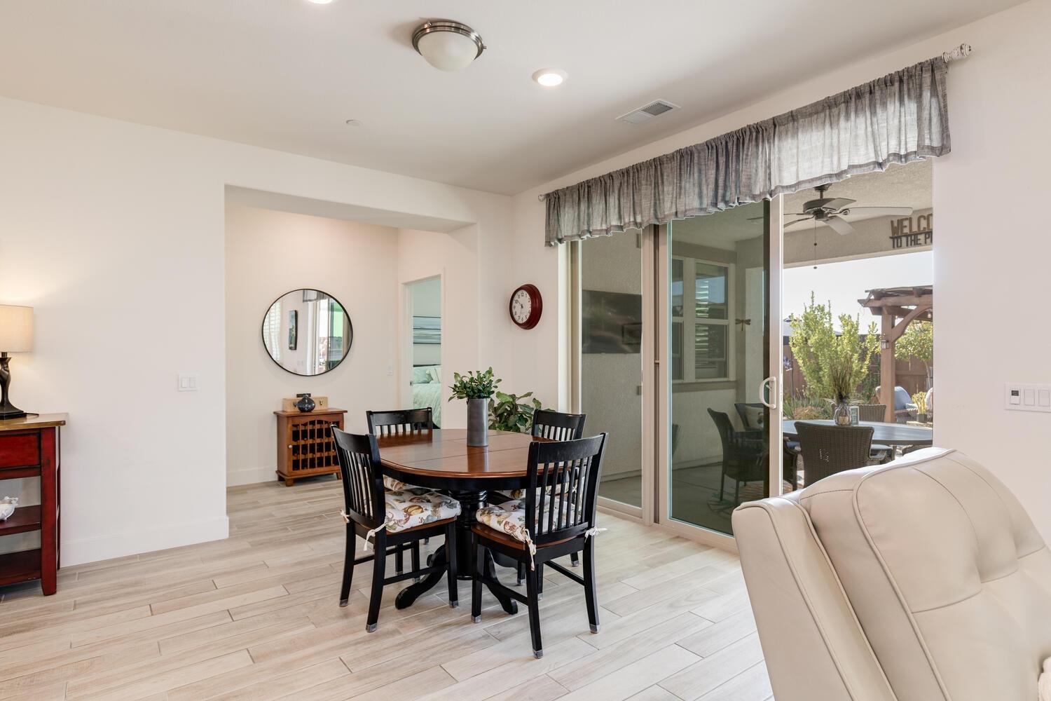 Madrid Drive, El Dorado Hills, California image 10