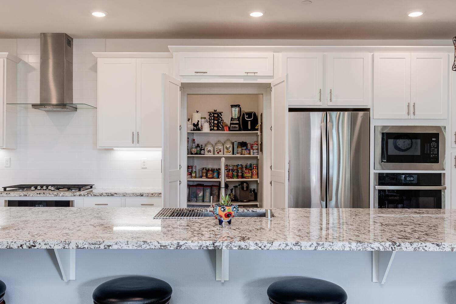 Madrid Drive, El Dorado Hills, California image 7