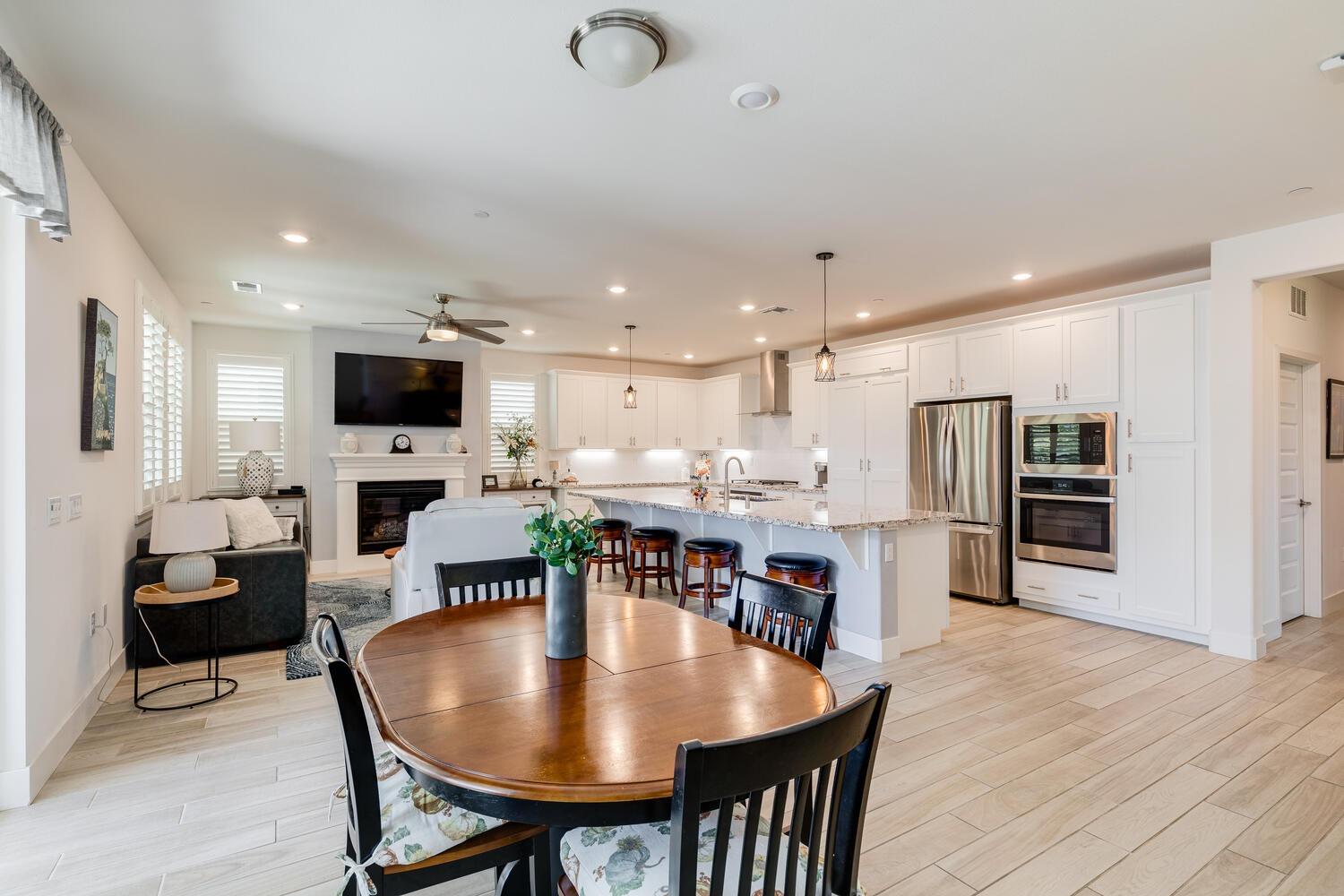 Madrid Drive, El Dorado Hills, California image 9
