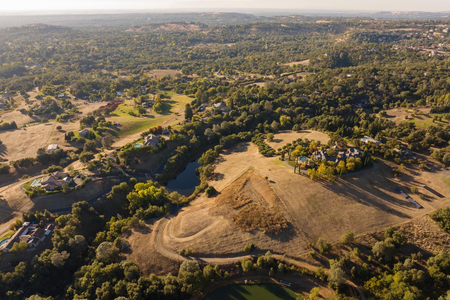 Photo of 2641 Shirland Tract Rd in Auburn, CA