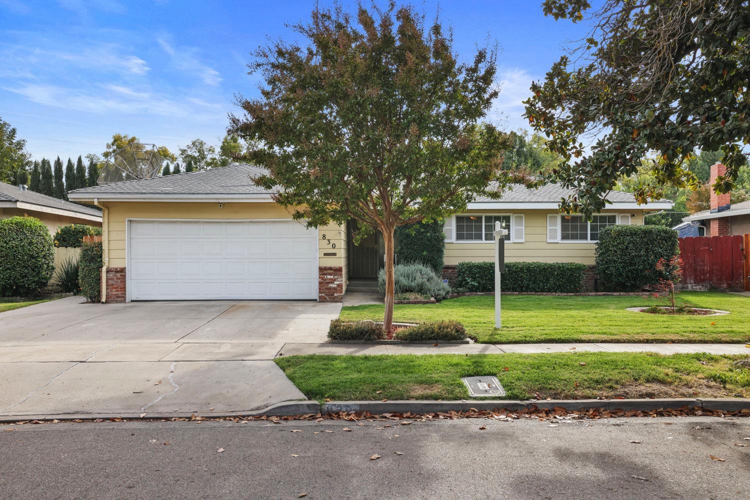 Photo of 830 Brookdale Dr in Merced, CA