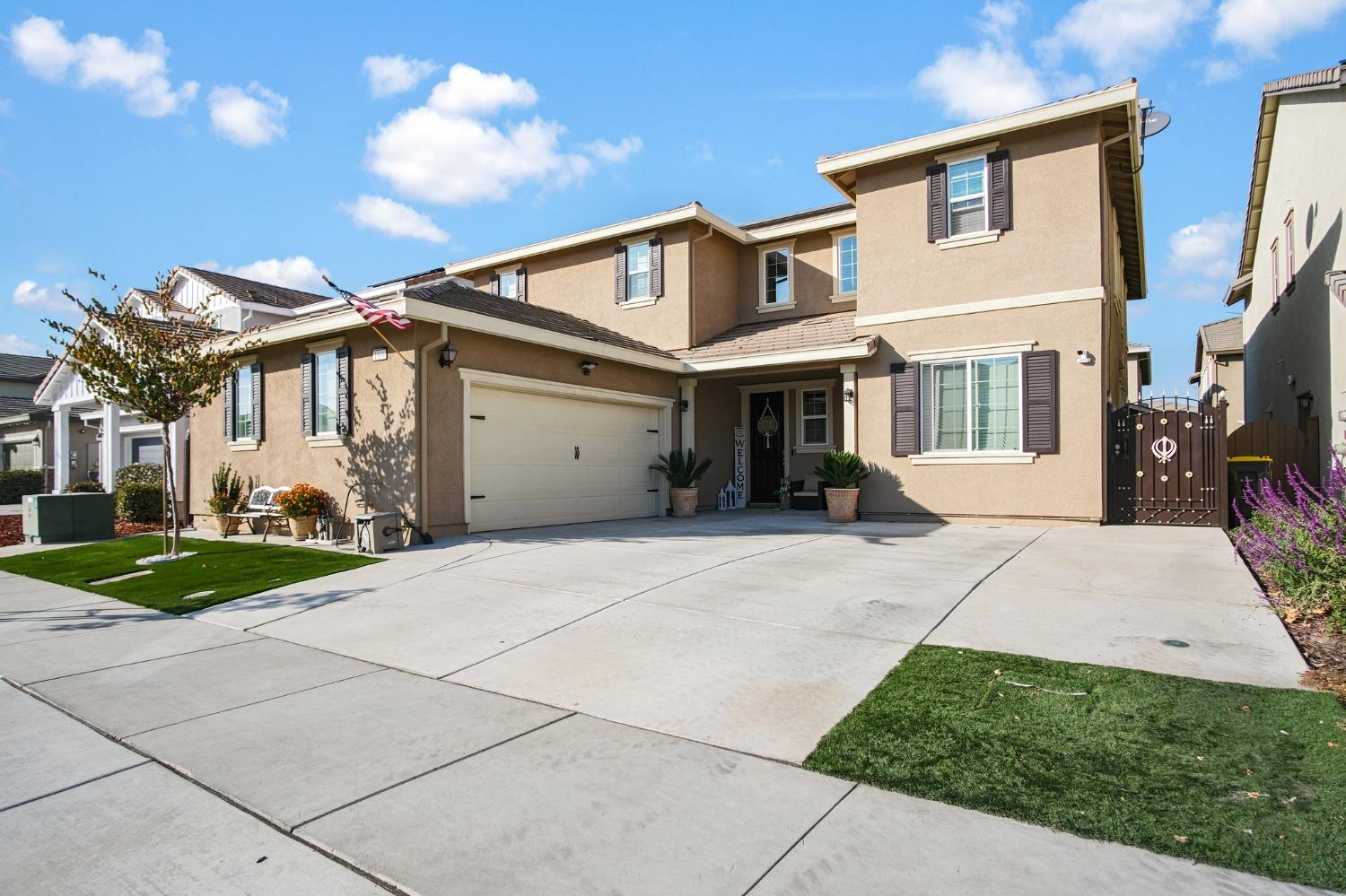 Photo of 1809 Holborn Dr in Lathrop, CA