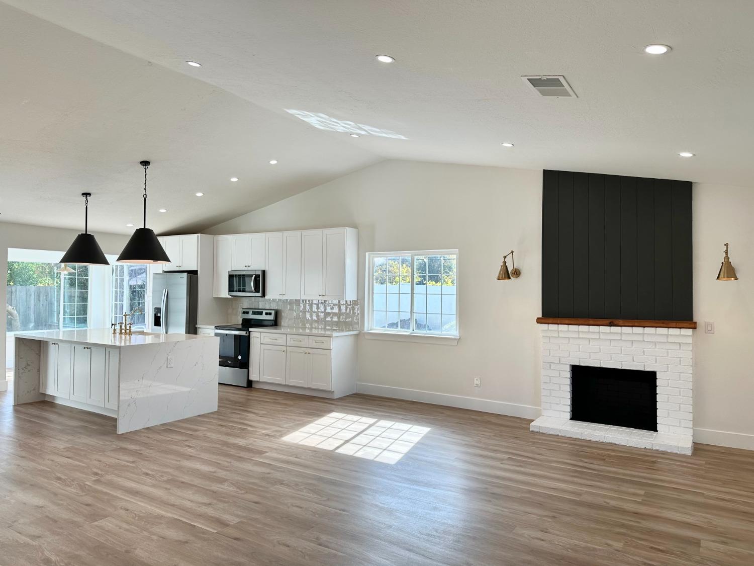 Blythe Drive, Antioch, California image 4