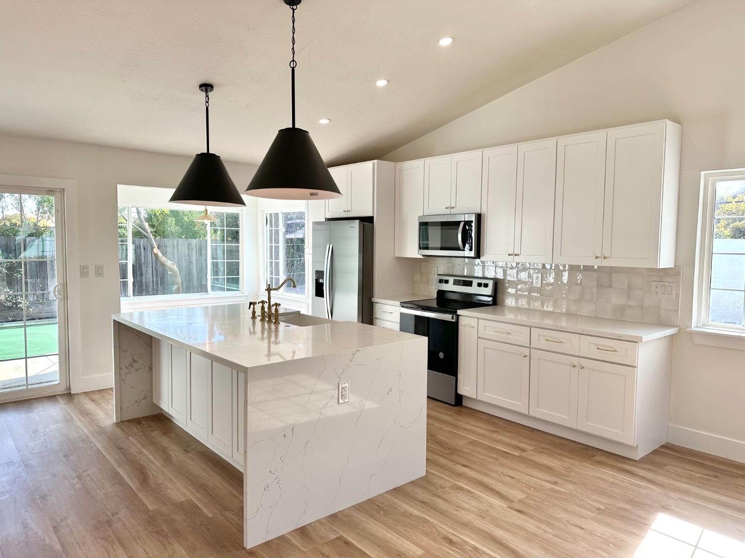 Blythe Drive, Antioch, California image 6