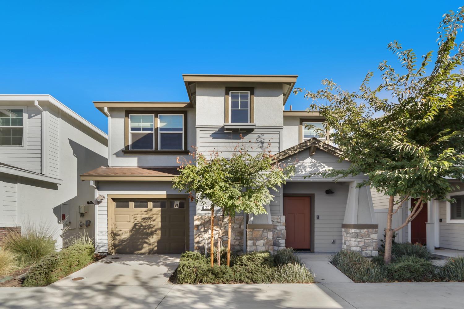Photo of 3215 Sher Ct in Sacramento, CA