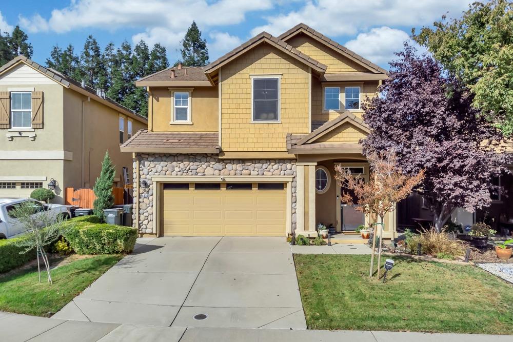 Photo of 4036 Hellenic Dr in Sacramento, CA