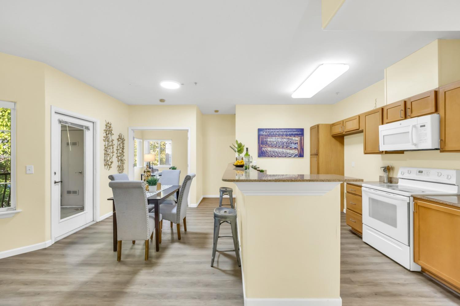 Photo #13: 223106849 Listing: Photo #13
