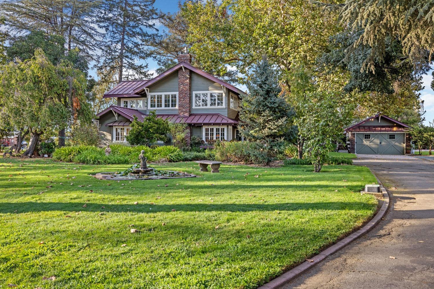 Photo of 2101 E Woodbridge in Acampo, CA