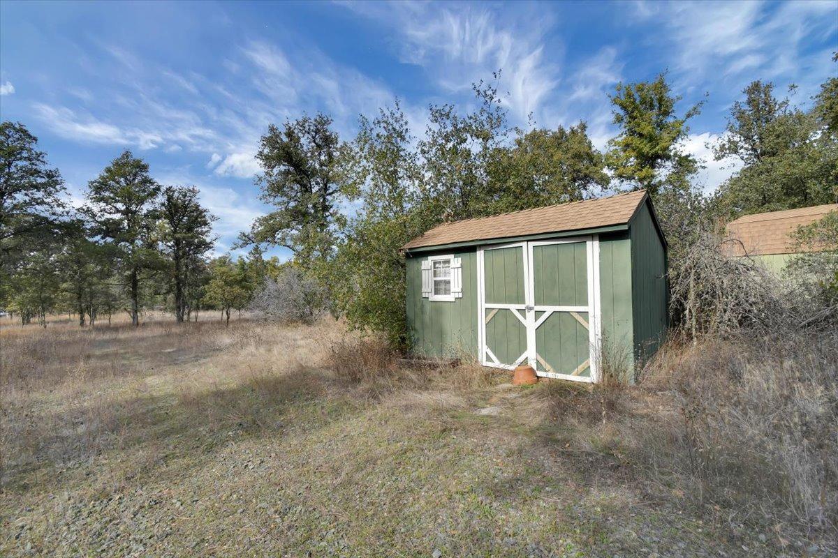 Rices Texas Hill Road, Oregon House, California image 7