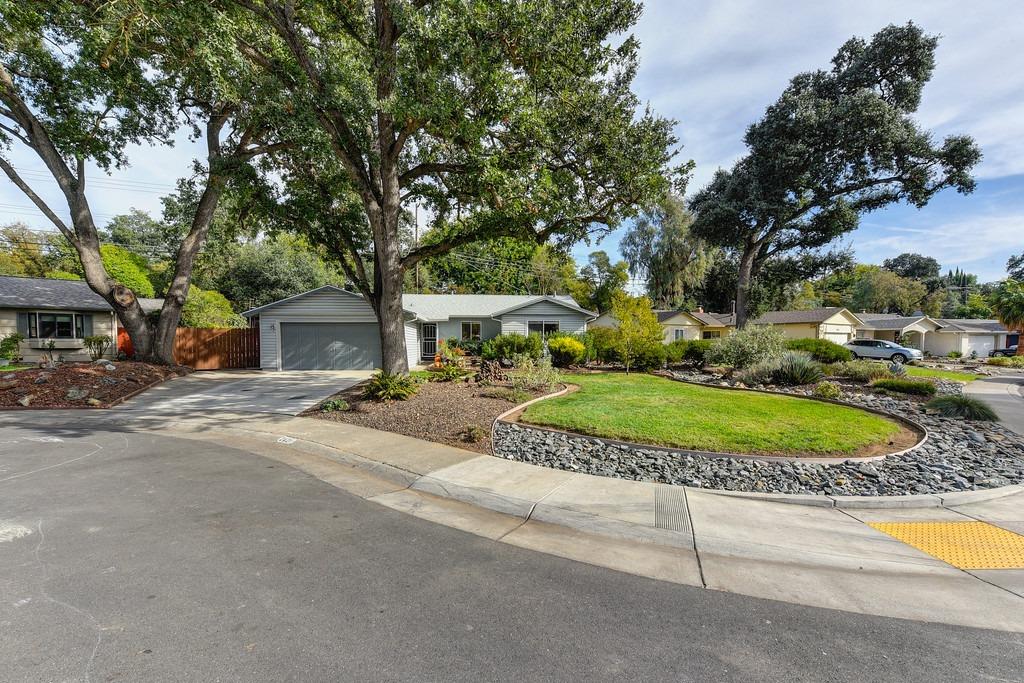 Photo of 2421 El Marido Ct in Rancho Cordova, CA