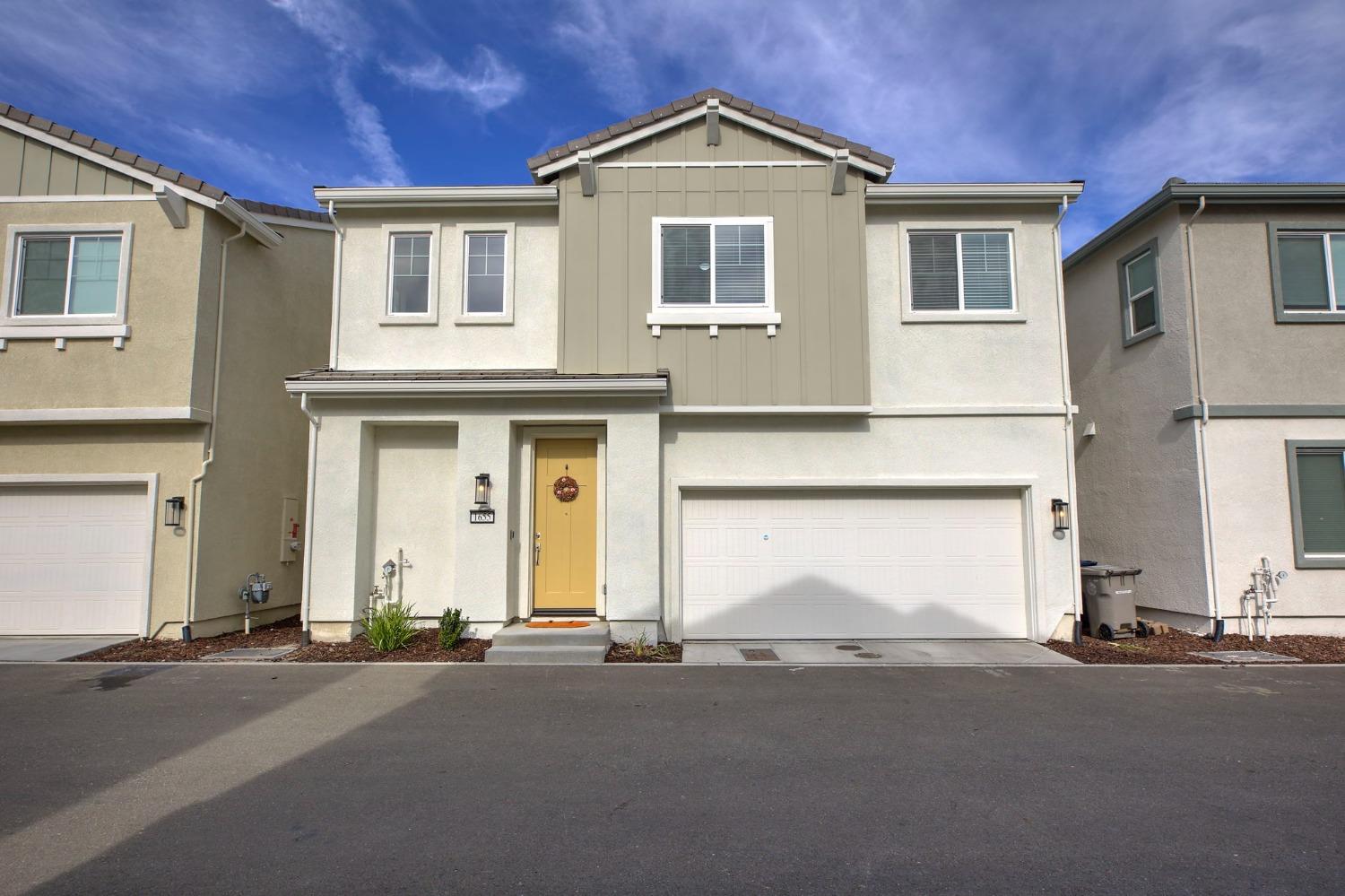 Photo of 1655 Pagoda Ln in Sacramento, CA