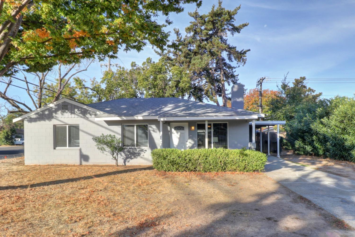 Photo of 5506 Esmeralda St in Sacramento, CA