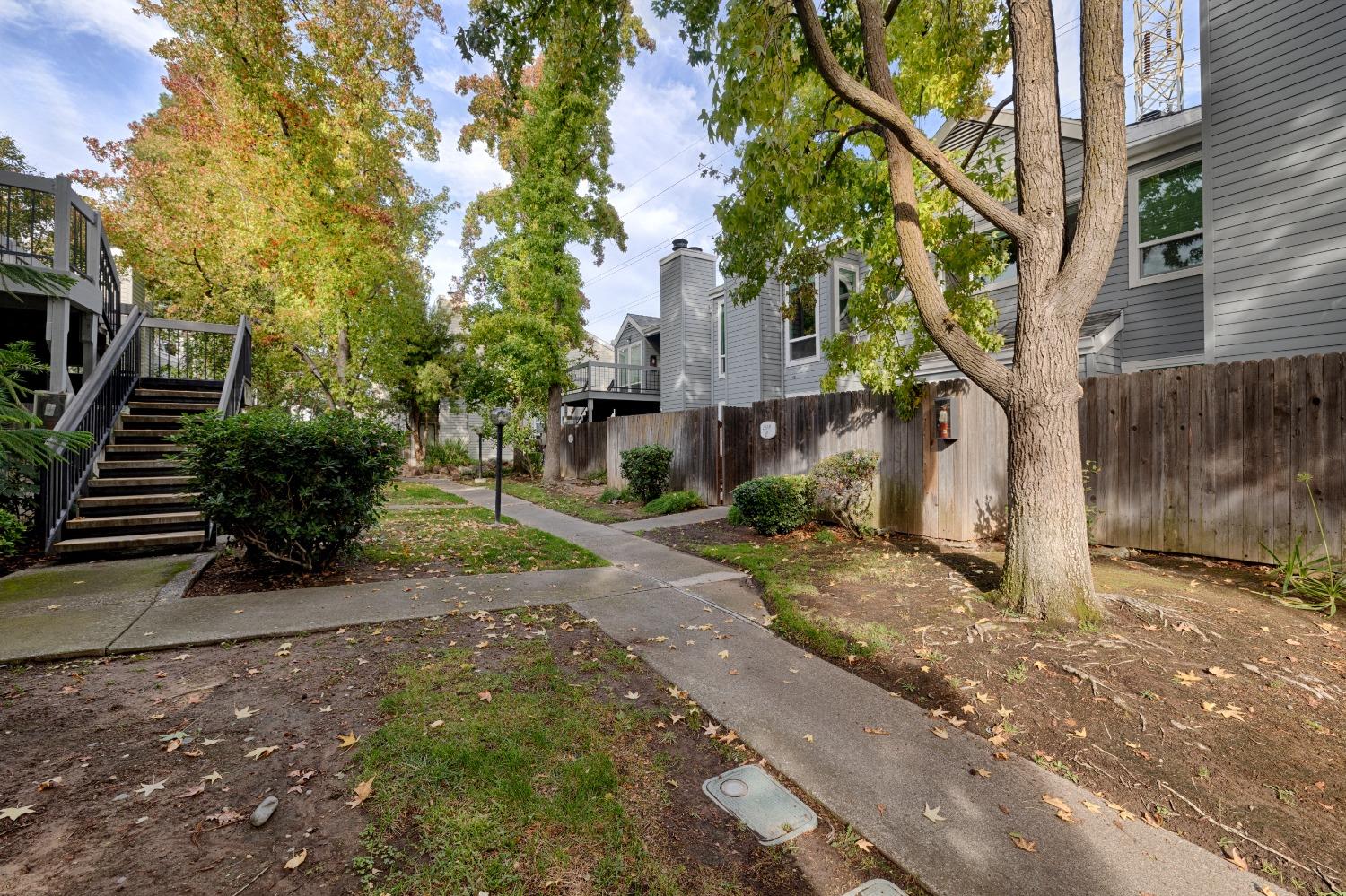 Photo #23: 223095669 Listing: Photo #23