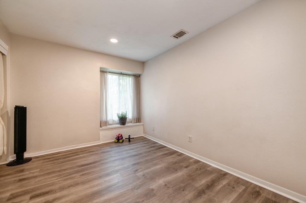 Photo #20: 223107012 Listing: Photo #20