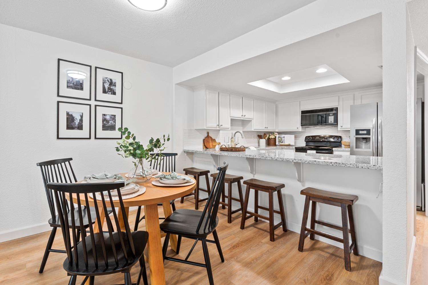 Photo #3: 223107054 Listing 