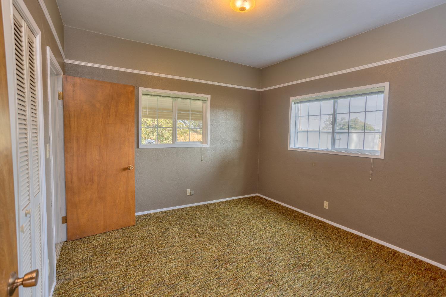 Detail Gallery Image 21 of 41 For 3240 E Tuolumne Rd, Turlock,  CA 95382 - 5 Beds | 2/1 Baths
