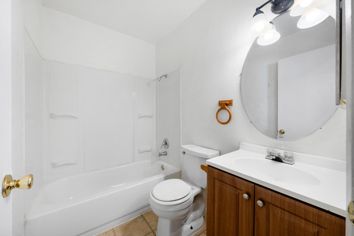 Photo #17: 223107518 Listing: Photo #17