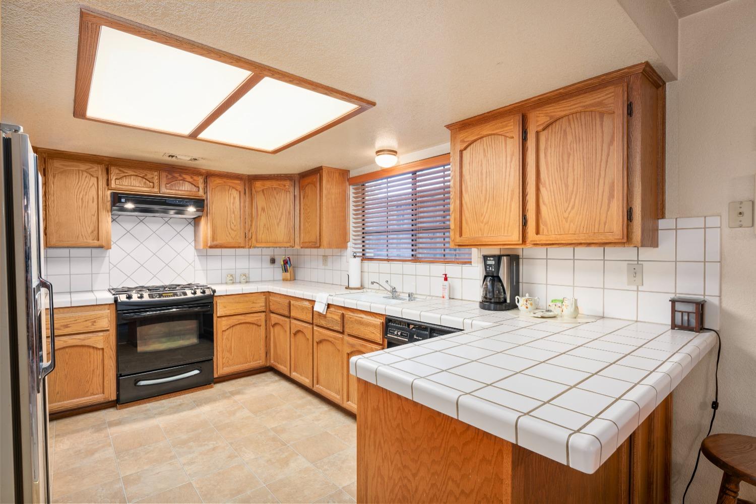 Navion Court #A, Cameron Park, California image 17