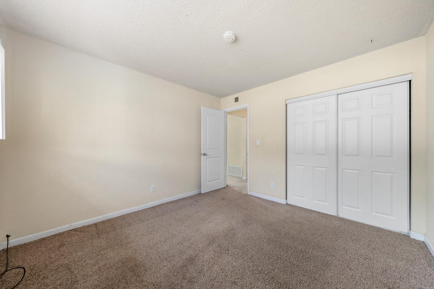 Photo #16: 223107518 Listing: Photo #16