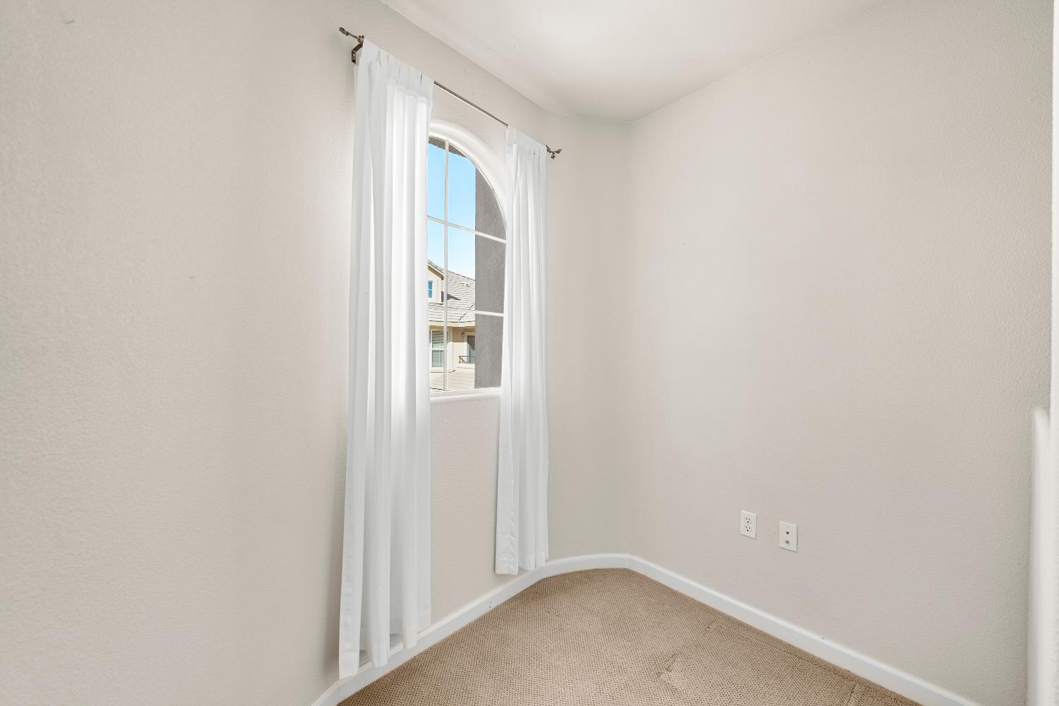 Photo #34: 223107848 Listing: Photo #34