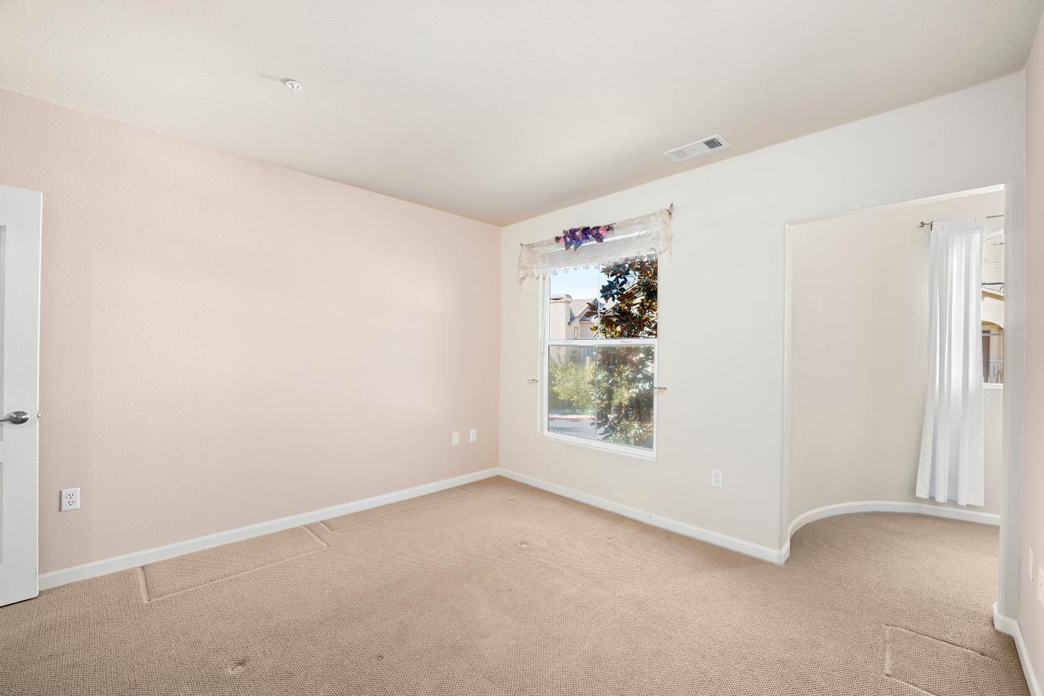 Photo #33: 223107848 Listing: Photo #33