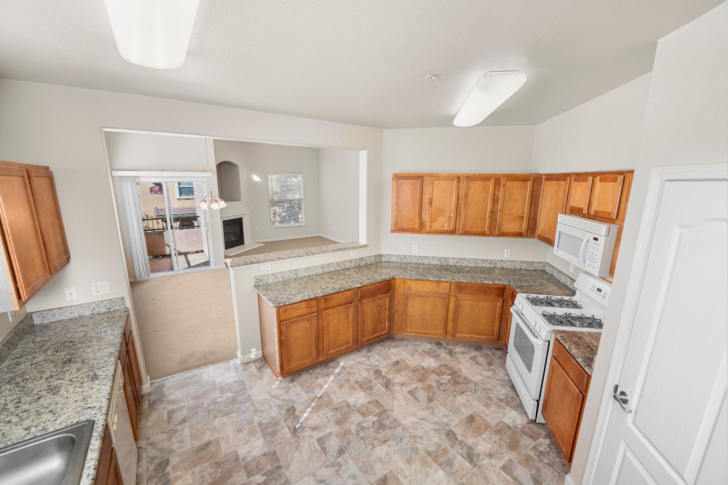 Photo #25: 223107848 Listing: Photo #25