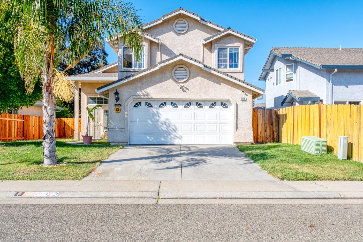 Photo of 6826 Radalyac Ct in Rio Linda, CA