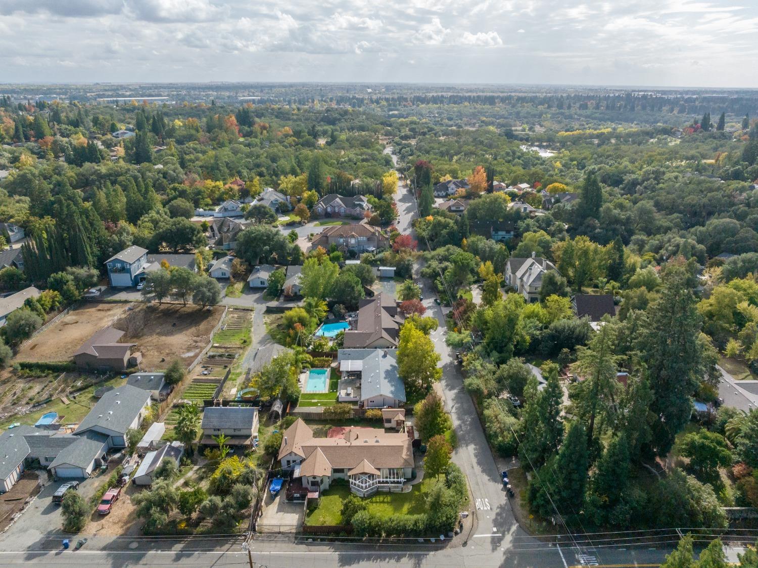 Winding Way, Fair Oaks, California image 50