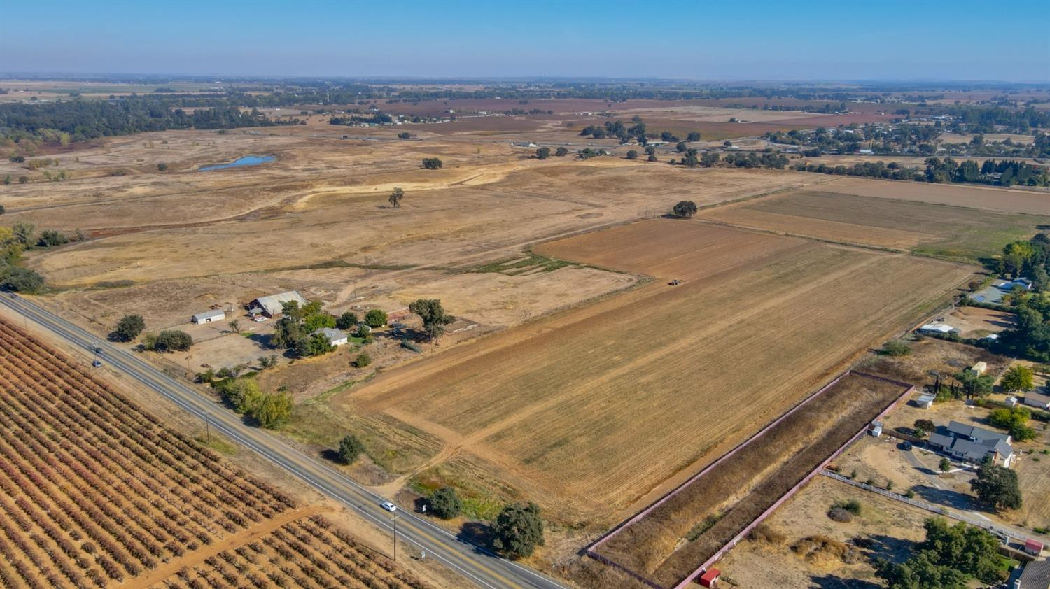 Detail Gallery Image 46 of 65 For 26618 N Lower Sacramento Rd, Galt,  CA 95632 - 5 Beds | 1 Baths